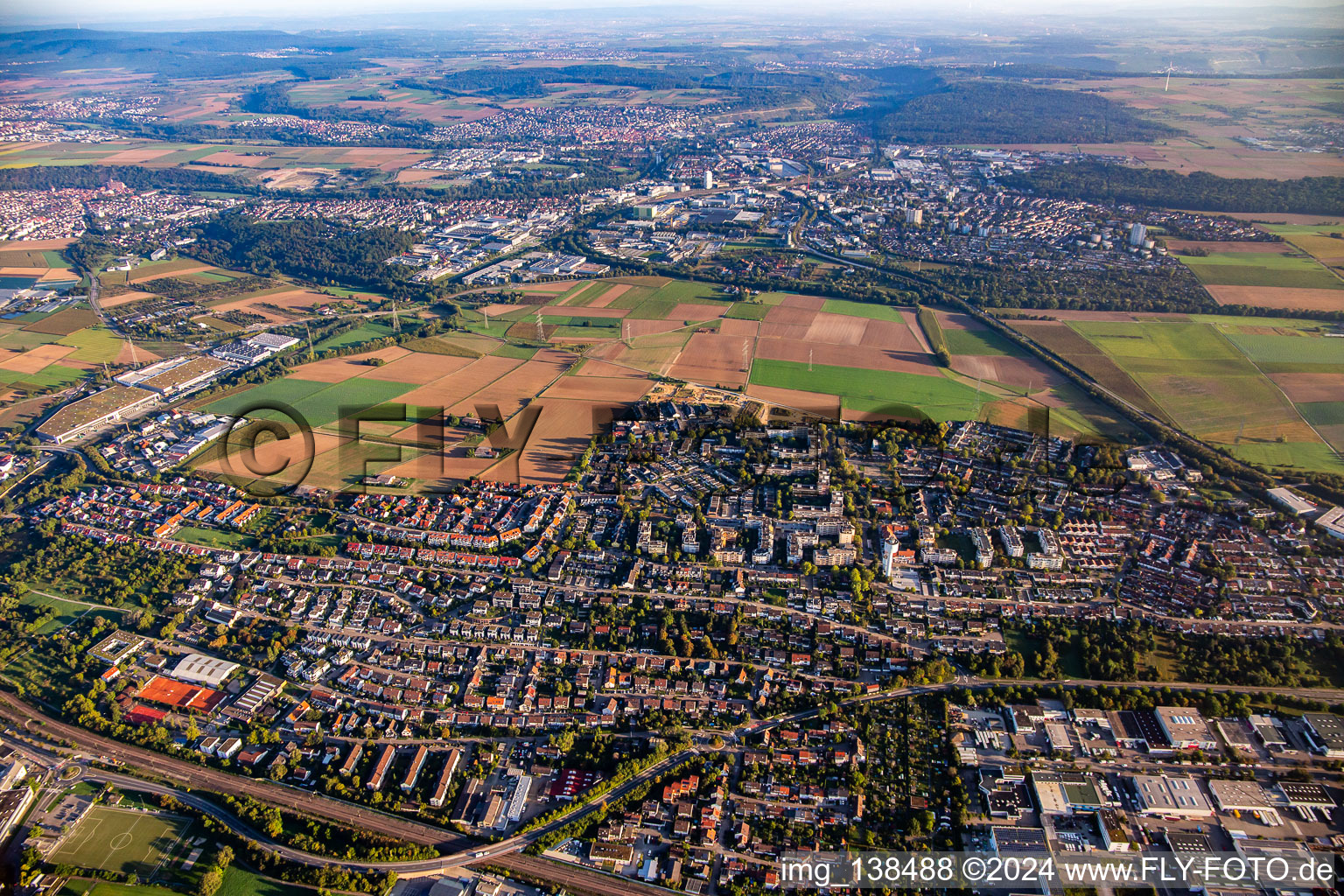 Vue aérienne de Du sud à le quartier Hohenstange in Tamm dans le département Bade-Wurtemberg, Allemagne