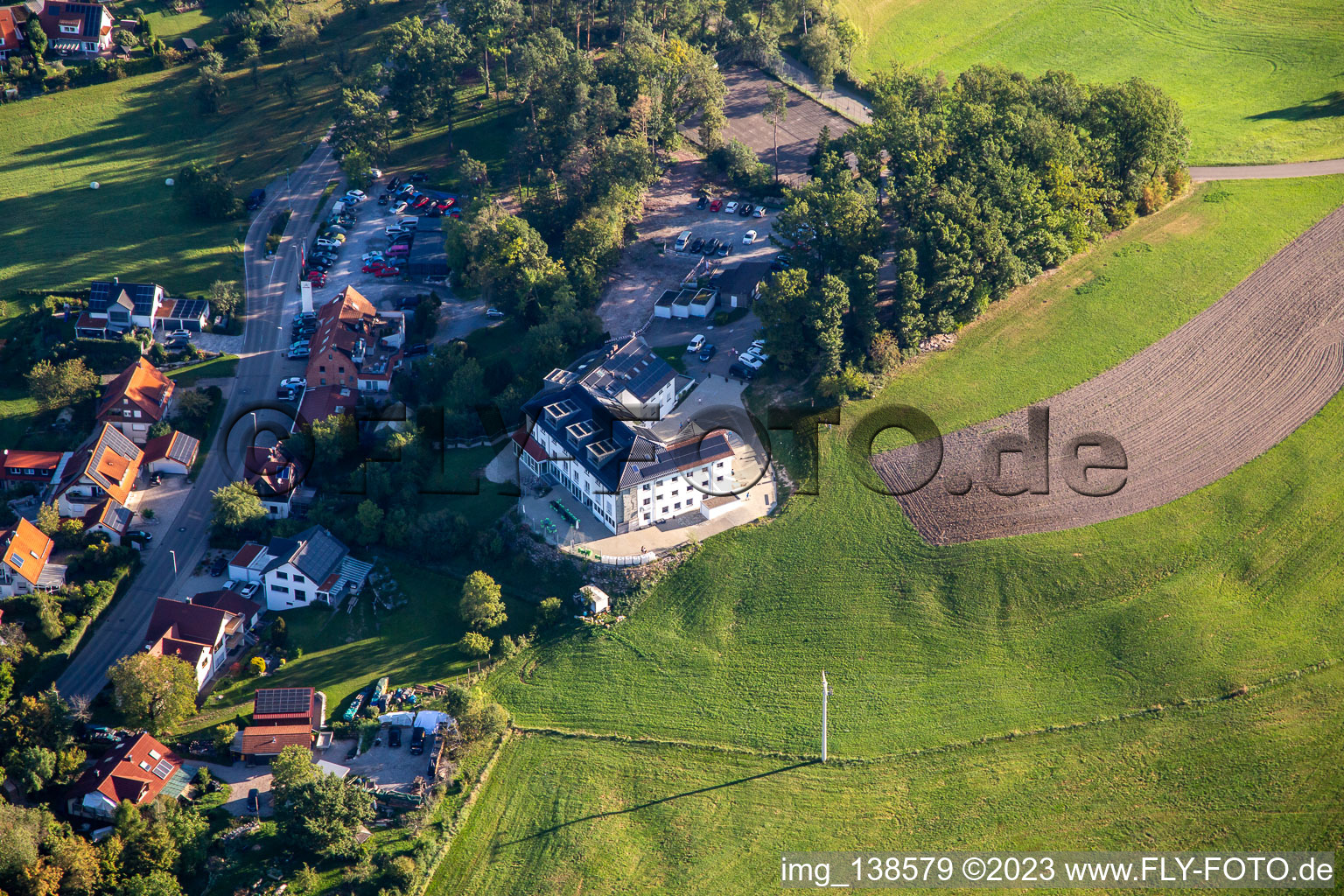 Vue aérienne de Maison Lutzenberg eV à le quartier Lutzenberg in Althütte dans le département Bade-Wurtemberg, Allemagne