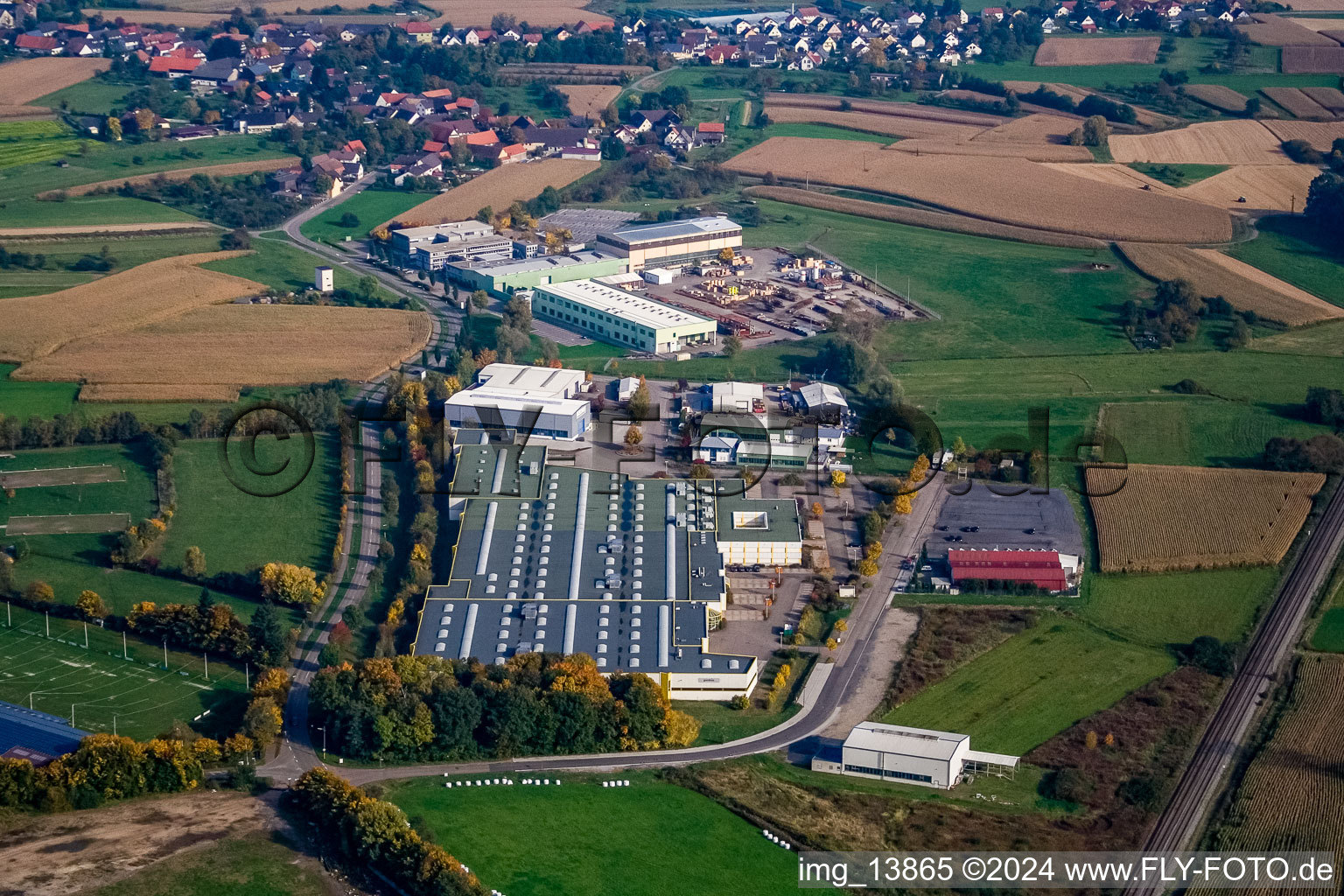 Vue aérienne de BLG Solutions Logistiques GmbH & Co. KG à le quartier Kork in Kehl dans le département Bade-Wurtemberg, Allemagne