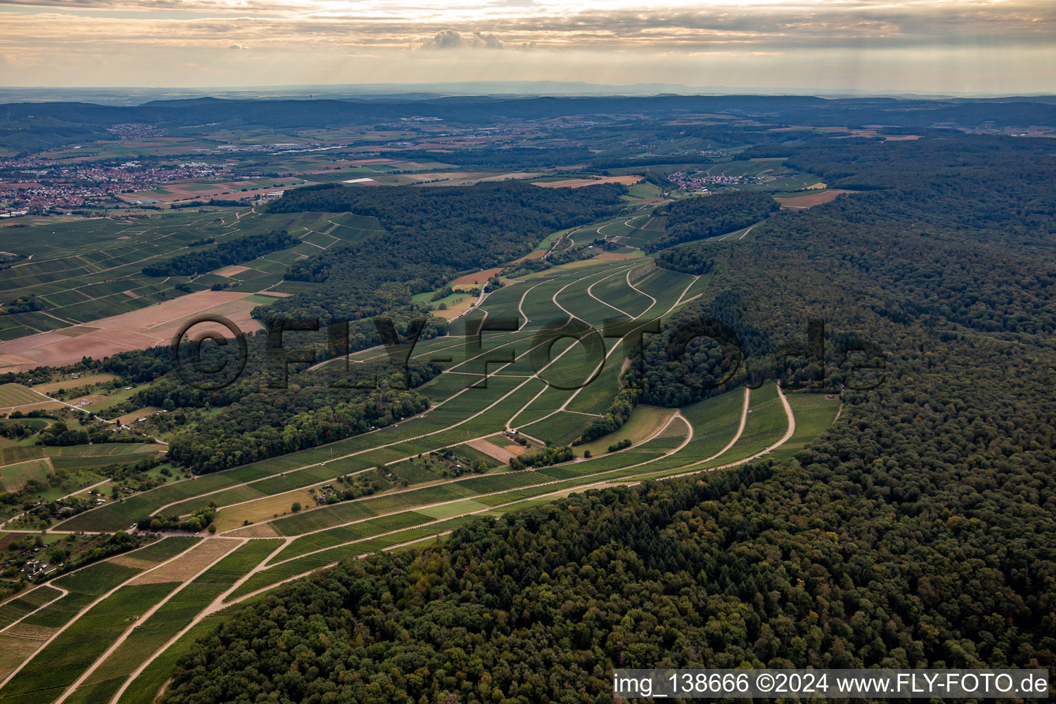 Vue aérienne de Heuchelberg à Nordheim dans le département Bade-Wurtemberg, Allemagne