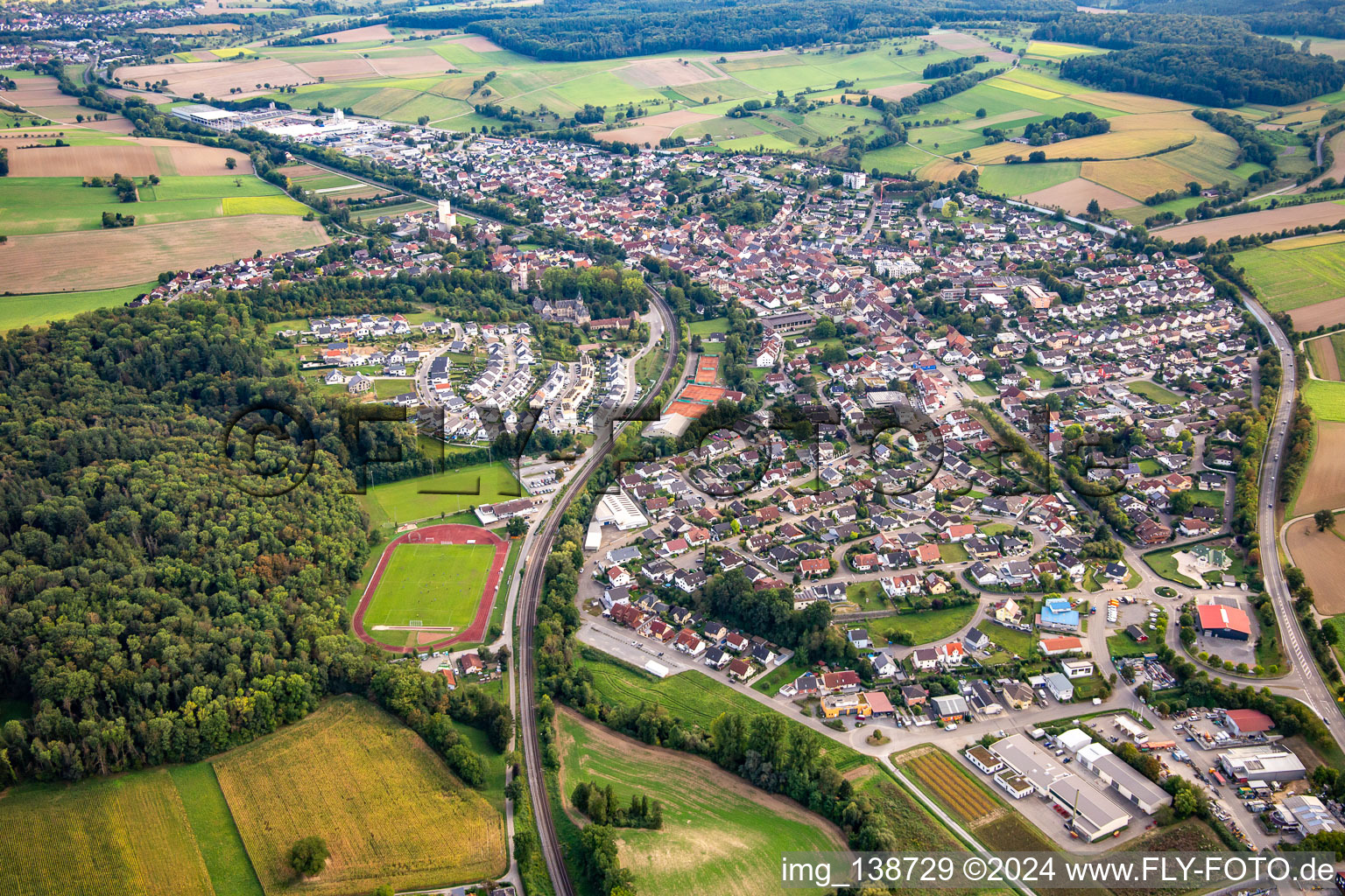 Vue aérienne de Du nord à Gondelsheim dans le département Bade-Wurtemberg, Allemagne