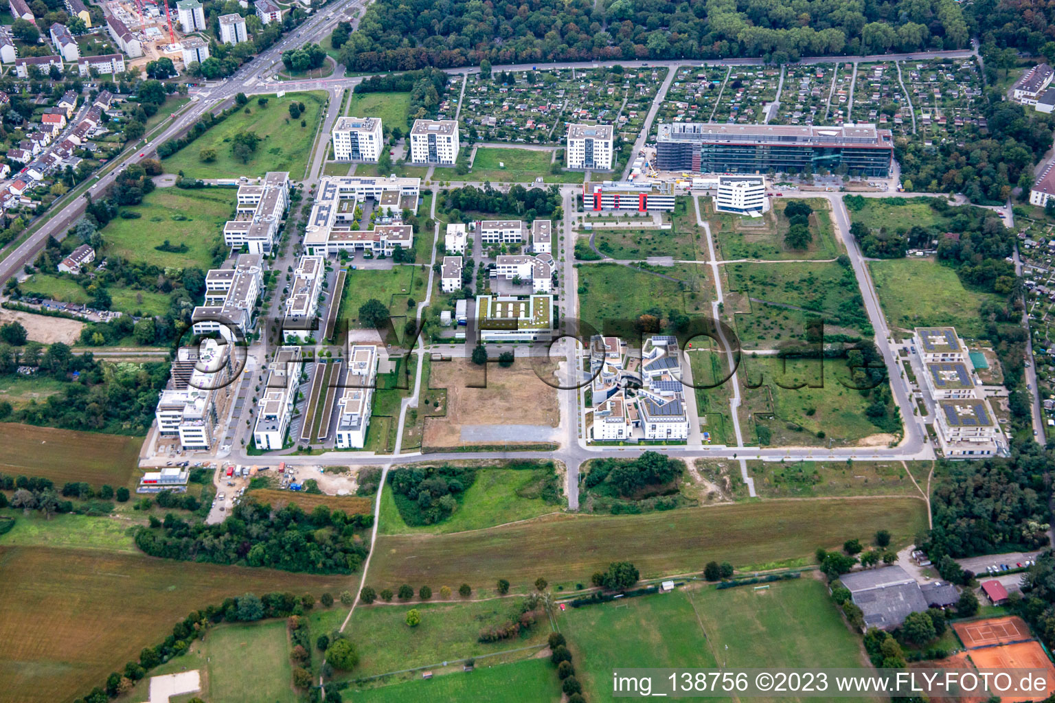Enregistrement par drone de Parc technologique Karlsruhe à le quartier Rintheim in Karlsruhe dans le département Bade-Wurtemberg, Allemagne