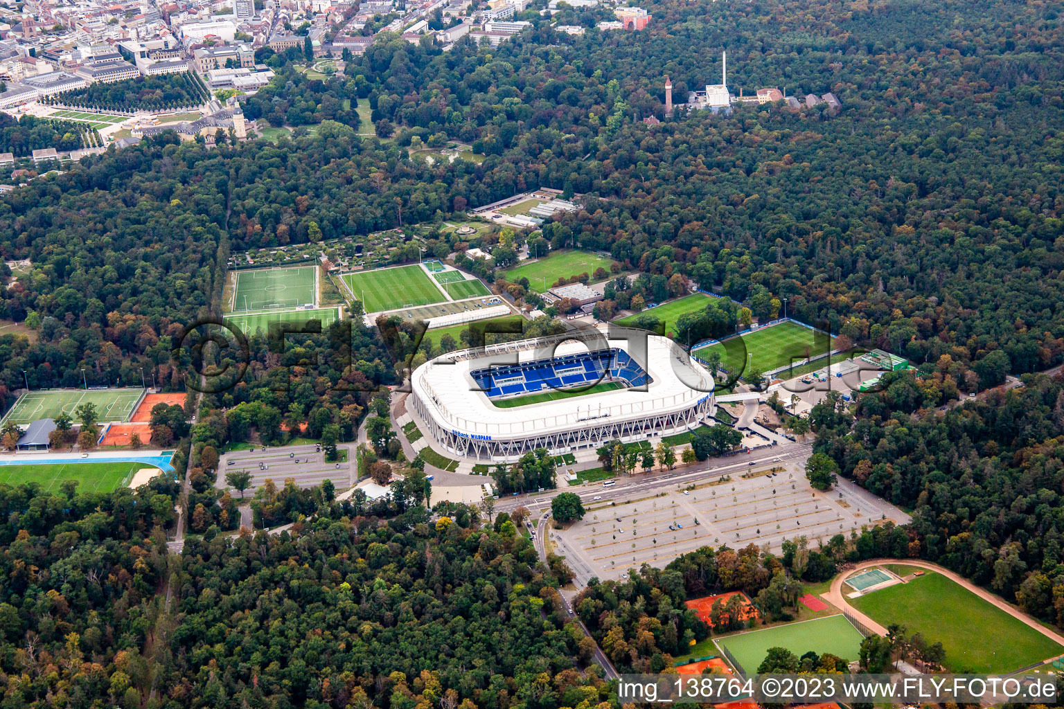 Photographie aérienne de Terminé BBBank Stadium Wildpark du Karlsruher Sport-Club eV à le quartier Innenstadt-Ost in Karlsruhe dans le département Bade-Wurtemberg, Allemagne