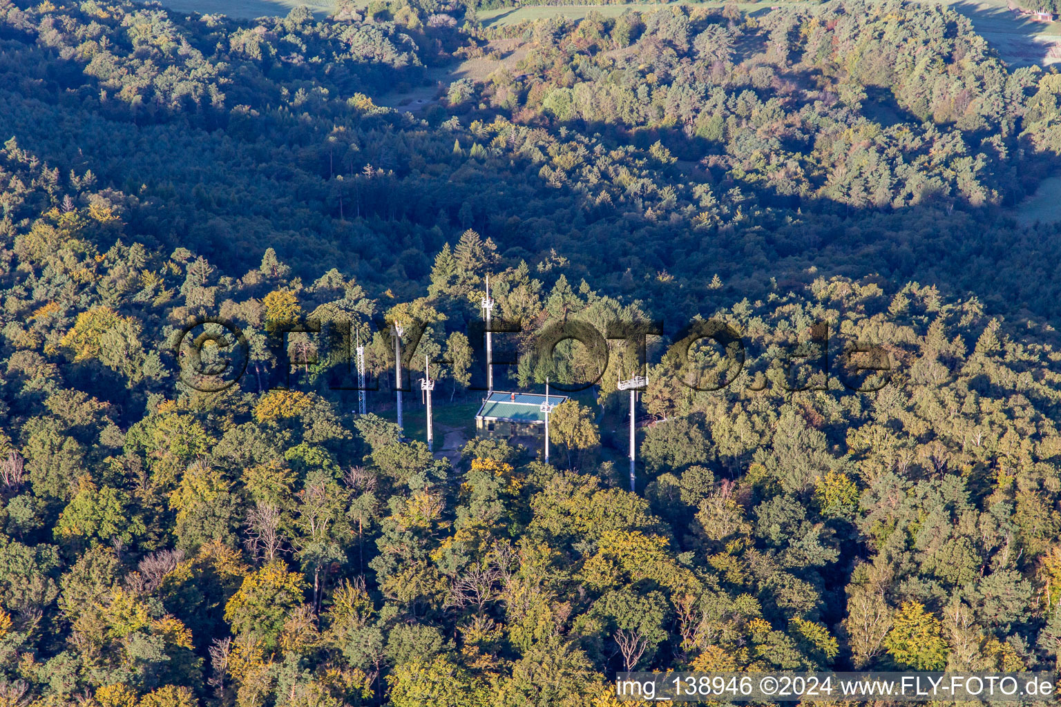 Photographie aérienne de Antennes radar au Col de Stiefelsberg à Cleebourg dans le département Bas Rhin, France