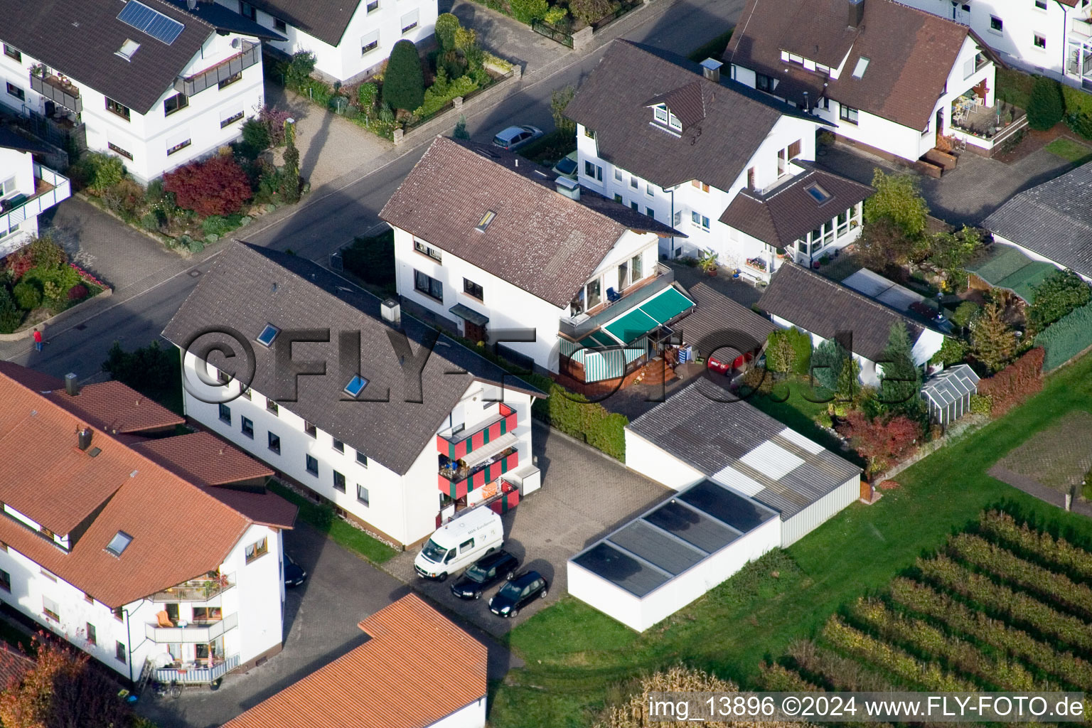 Vue aérienne de Rue Runzweg à le quartier Urloffen in Appenweier dans le département Bade-Wurtemberg, Allemagne