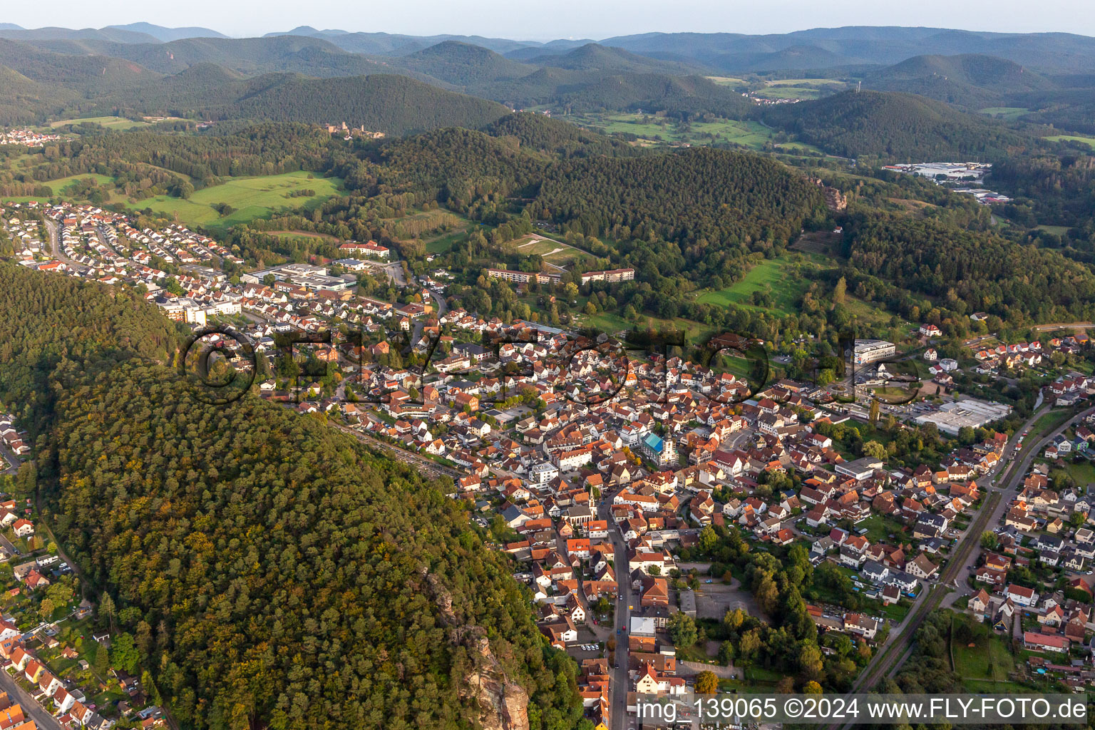 Dahn dans le département Rhénanie-Palatinat, Allemagne d'en haut