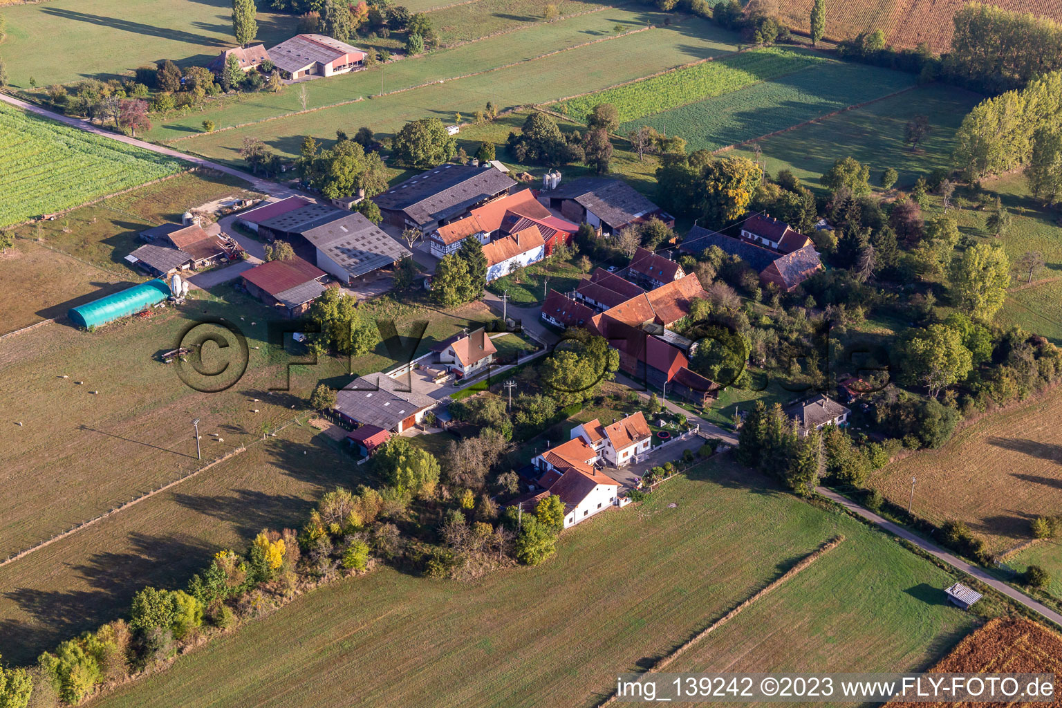 Vue aérienne de Jambon. Oberhof avec Ma Petite Ferme d'Antan à Hunspach dans le département Bas Rhin, France
