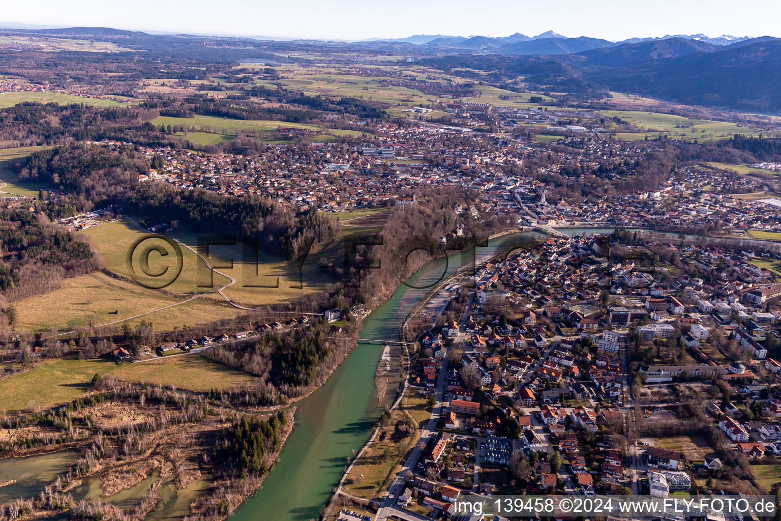 Vue aérienne de Isar à Bad Tölz dans le département Bavière, Allemagne