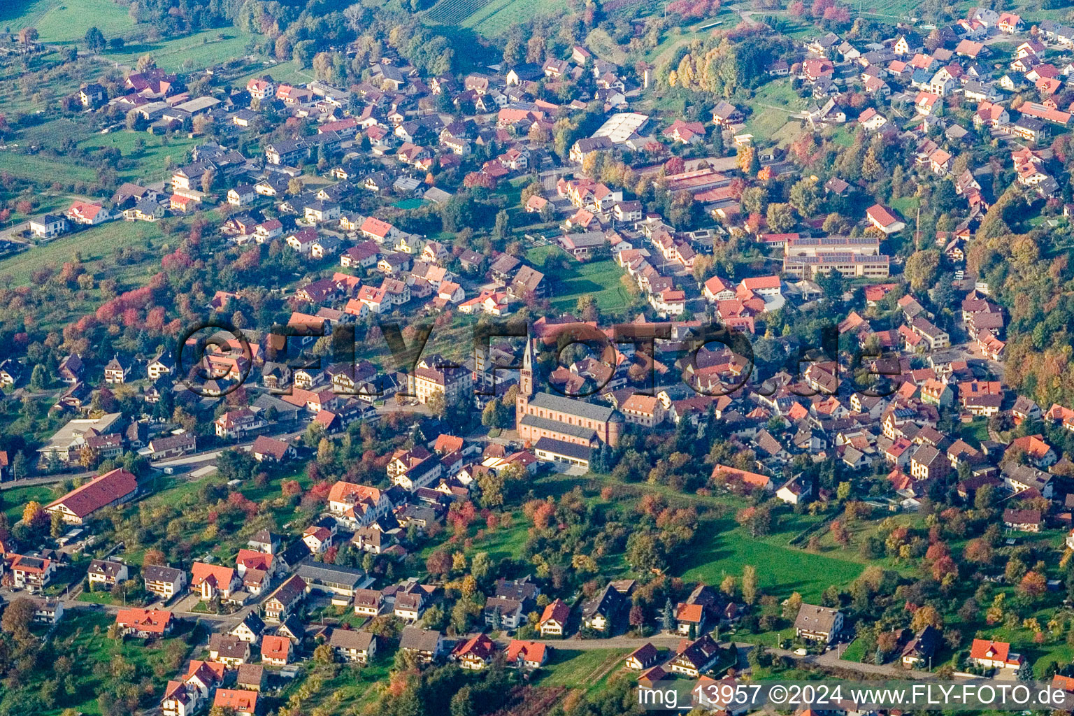 Vue aérienne de Matzenhöfe dans le département Bade-Wurtemberg, Allemagne