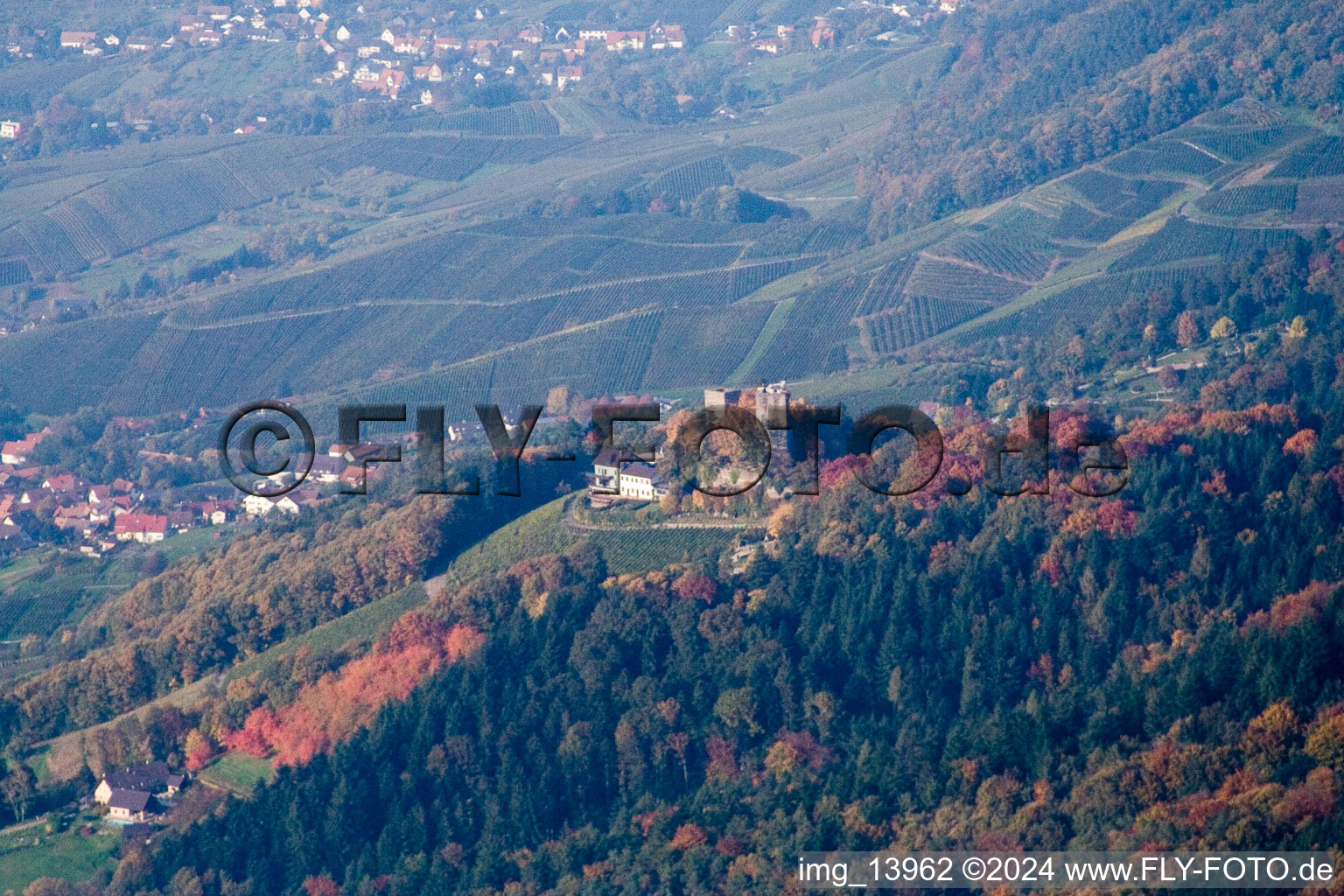 Vue aérienne de Bach à Bühlertal dans le département Bade-Wurtemberg, Allemagne