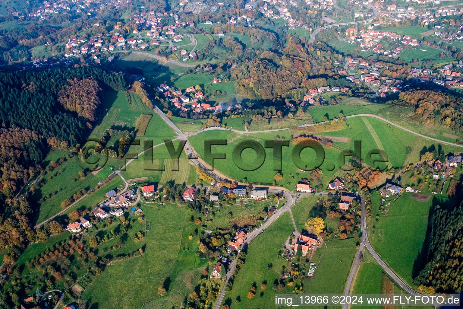 Vue aérienne de Quartier Schönbüch in Bühlertal dans le département Bade-Wurtemberg, Allemagne