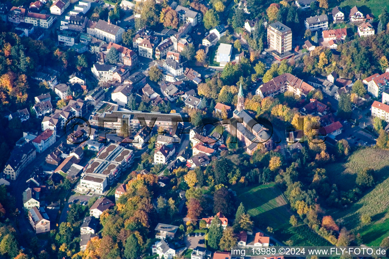 Vue aérienne de Lycée Markgraf Ludwig à Baden-Baden dans le département Bade-Wurtemberg, Allemagne