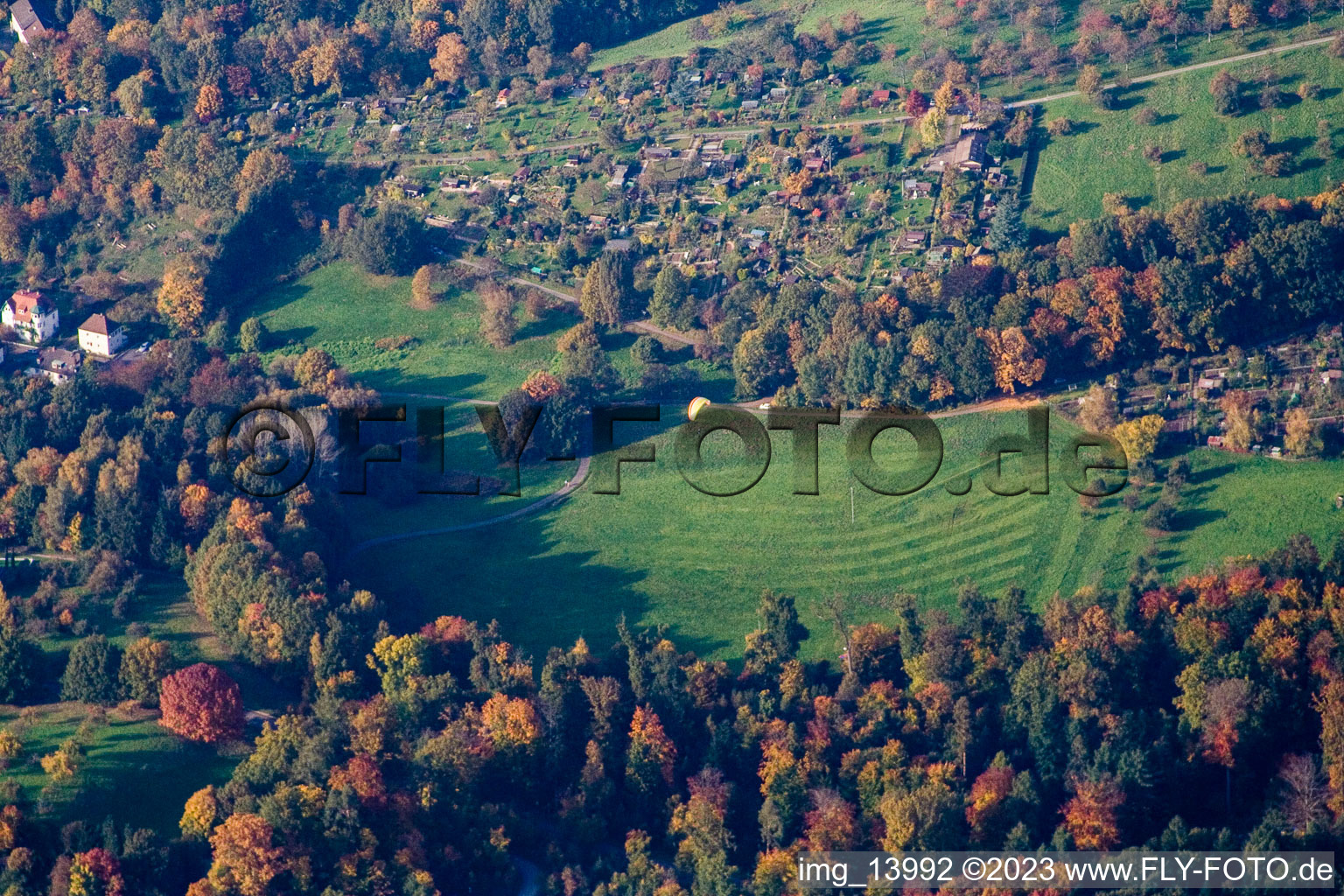Vue aérienne de Site d'atterrissage sur Mercure à Baden-Baden dans le département Bade-Wurtemberg, Allemagne