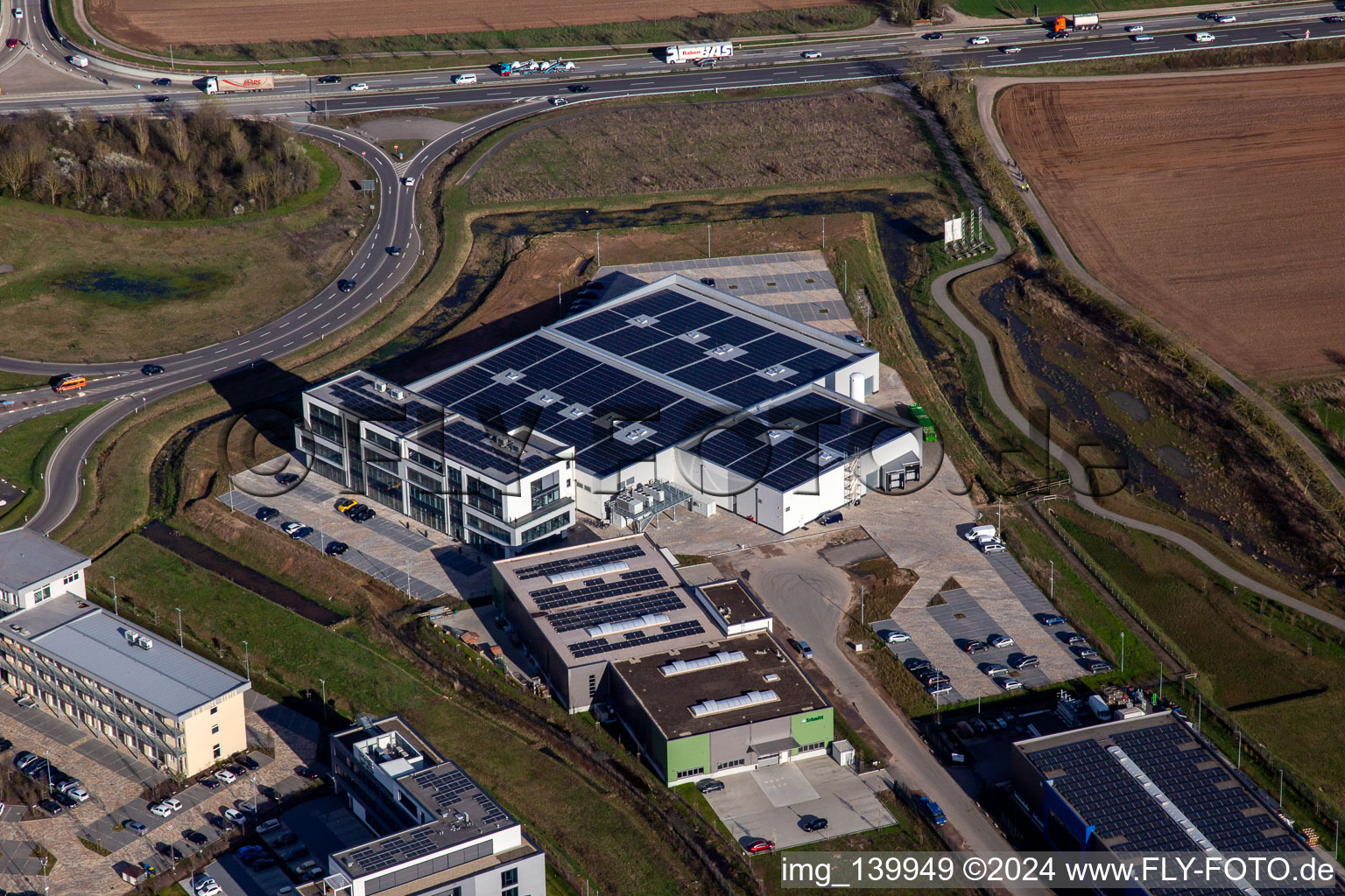 Vue aérienne de WEBTECH Elektronik GmbH à le quartier Queichheim in Landau in der Pfalz dans le département Rhénanie-Palatinat, Allemagne