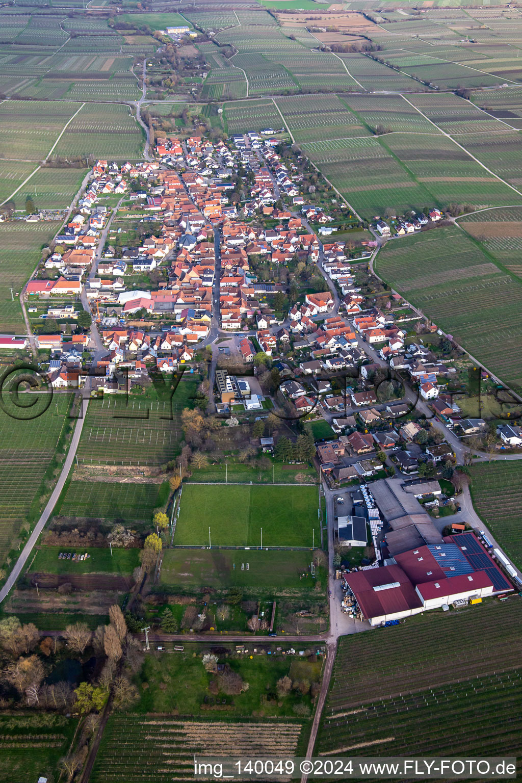 Vue aérienne de De l'ouest à Roschbach dans le département Rhénanie-Palatinat, Allemagne