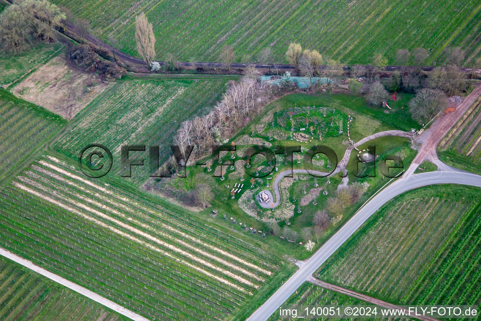 Vue aérienne de Climat ARBORETUM au printemps à Flemlingen dans le département Rhénanie-Palatinat, Allemagne