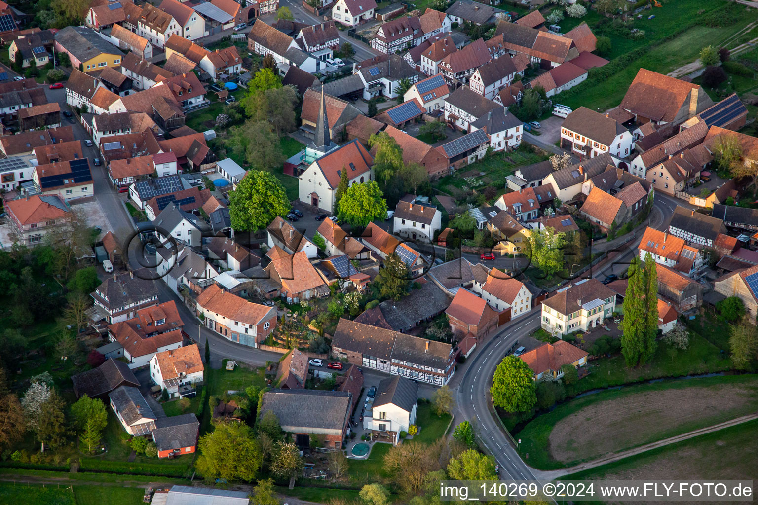 Vue aérienne de Kirchstr. à Barbelroth dans le département Rhénanie-Palatinat, Allemagne