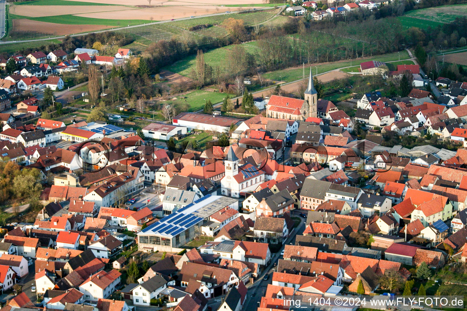 Photographie aérienne de Vue des rues et des maisons des quartiers résidentiels à le quartier Ingenheim in Billigheim-Ingenheim dans le département Rhénanie-Palatinat, Allemagne
