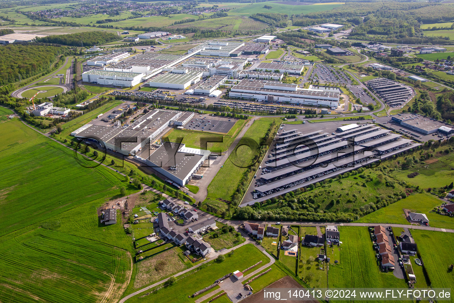 Photographie aérienne de MAHLE Behr Hambach SAS à Hambach dans le département Moselle, France