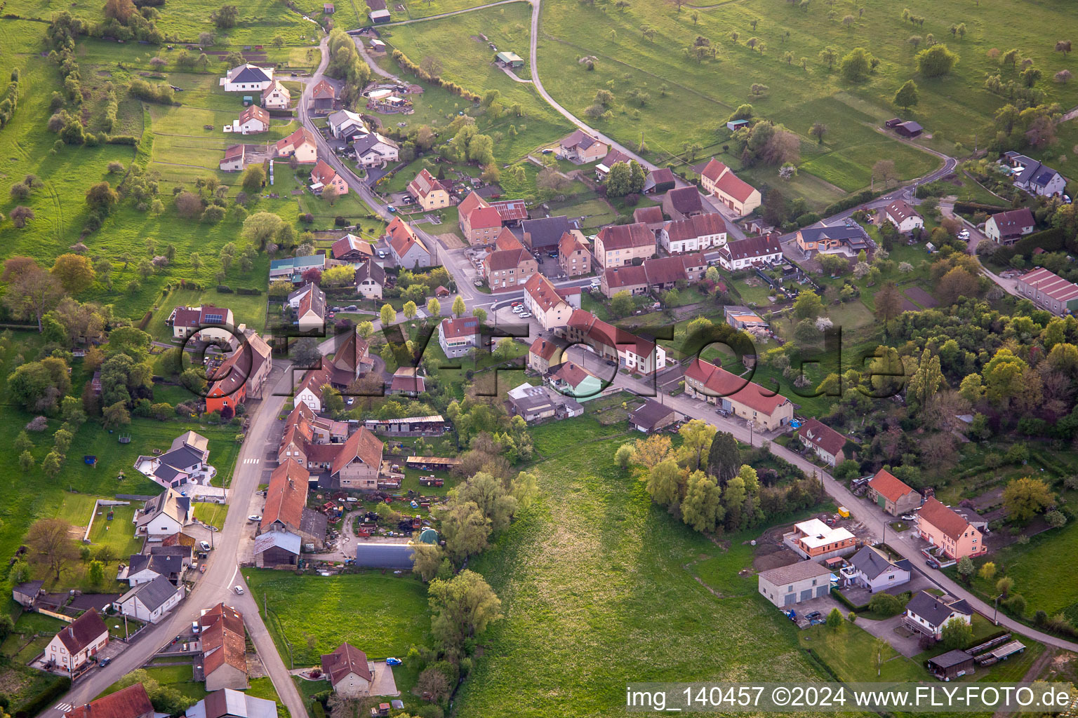 Vue aérienne de Erching dans le département Moselle, France