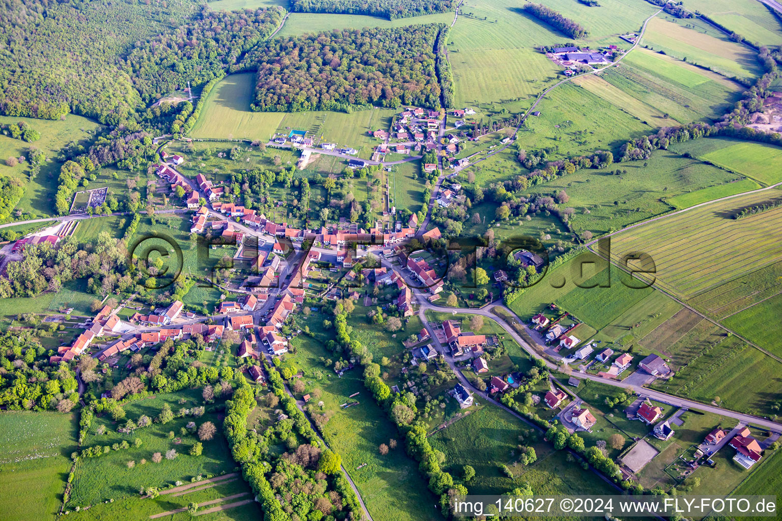 Vue aérienne de Burbach dans le département Bas Rhin, France