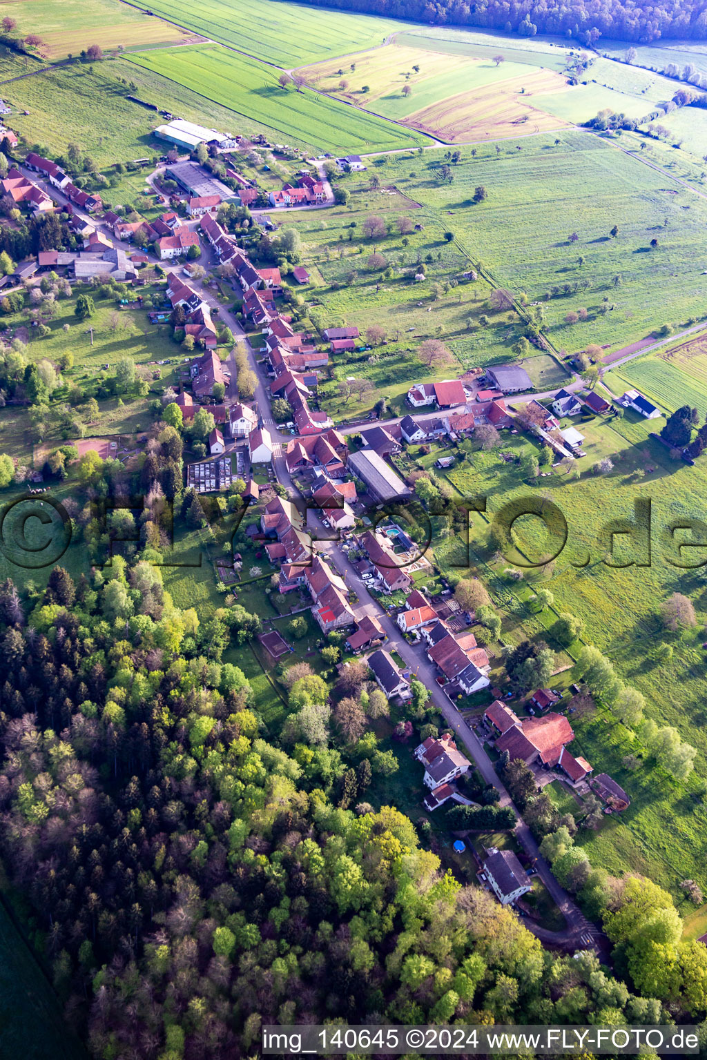 Vue aérienne de Ratzwiller dans le département Bas Rhin, France