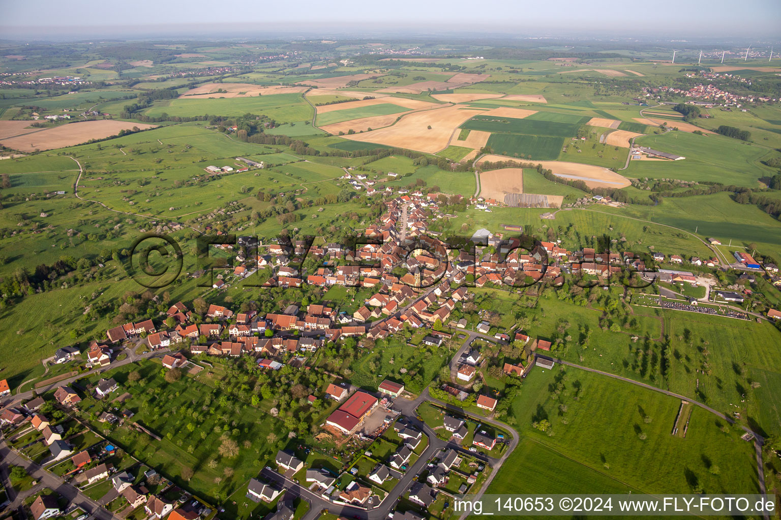 Vue aérienne de Butten dans le département Bas Rhin, France