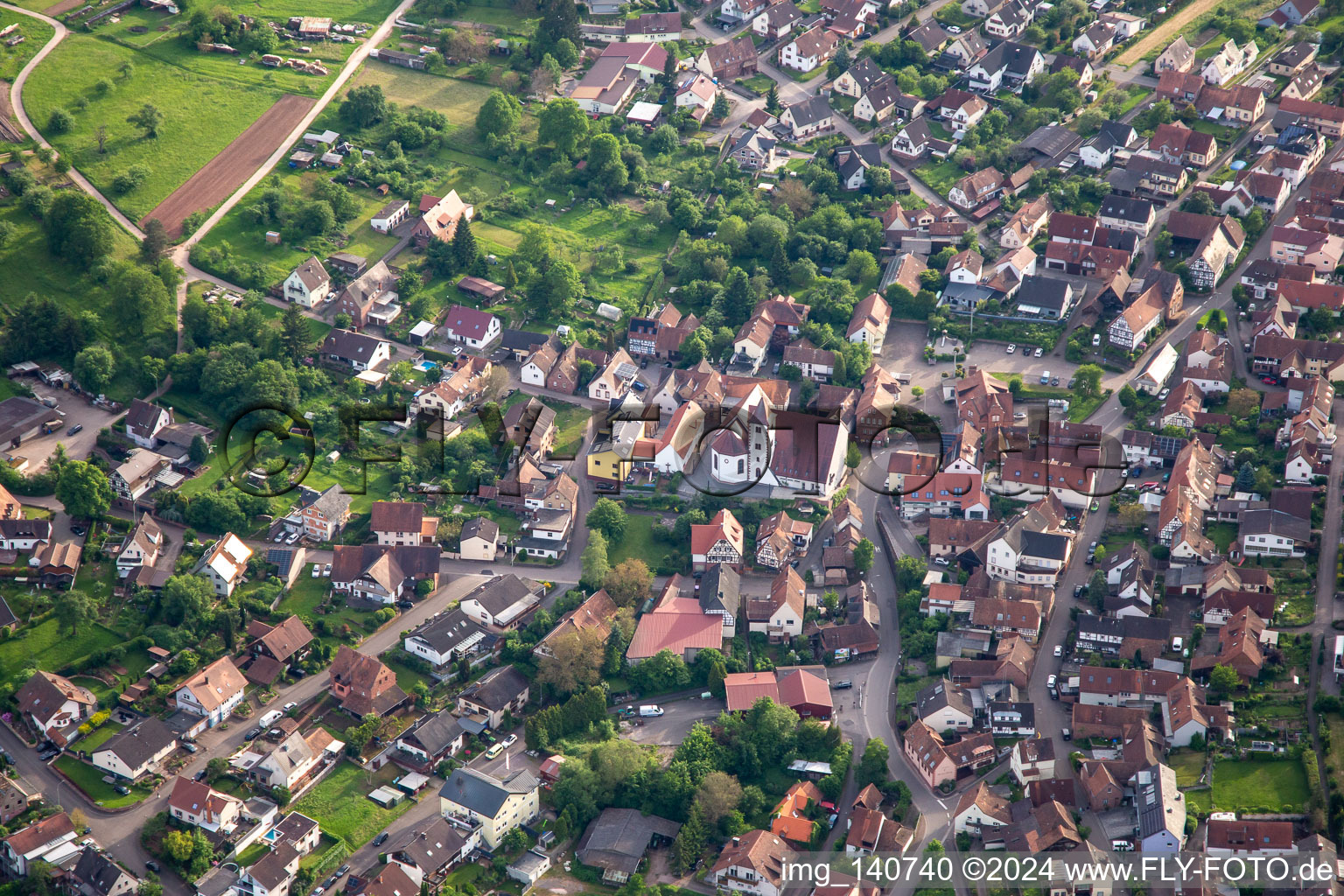 Vue aérienne de De l'est à Wernersberg dans le département Rhénanie-Palatinat, Allemagne