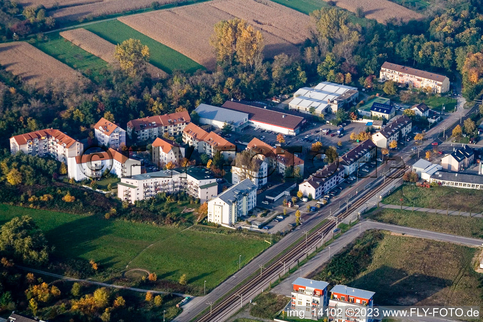 Vue aérienne de Leichtsandstr. à le quartier Forchheim in Rheinstetten dans le département Bade-Wurtemberg, Allemagne