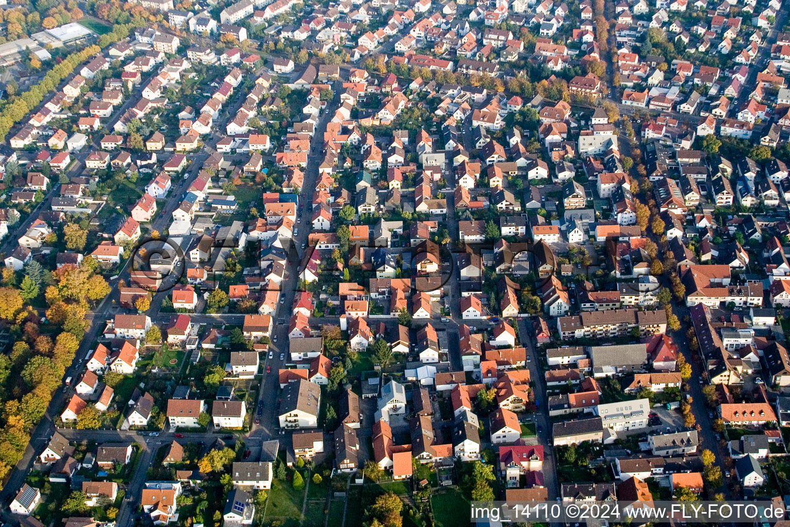 Vue aérienne de Albgaustrasse à le quartier Forchheim in Rheinstetten dans le département Bade-Wurtemberg, Allemagne