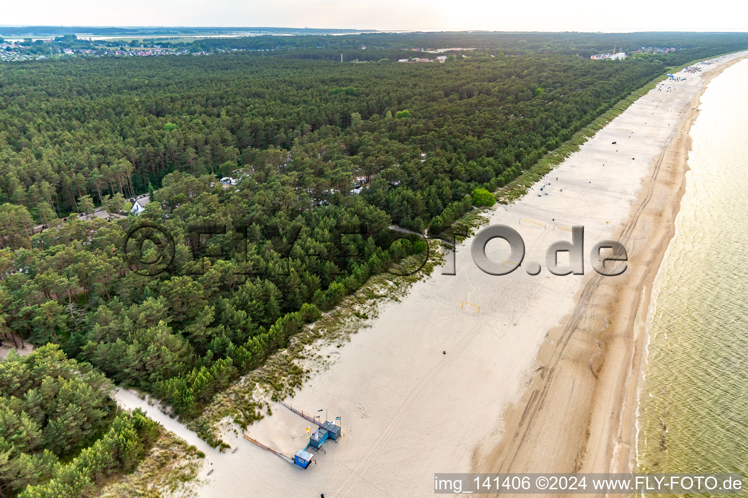 Camp de dunes Karlshagen à Karlshagen dans le département Mecklembourg-Poméranie occidentale, Allemagne vue d'en haut