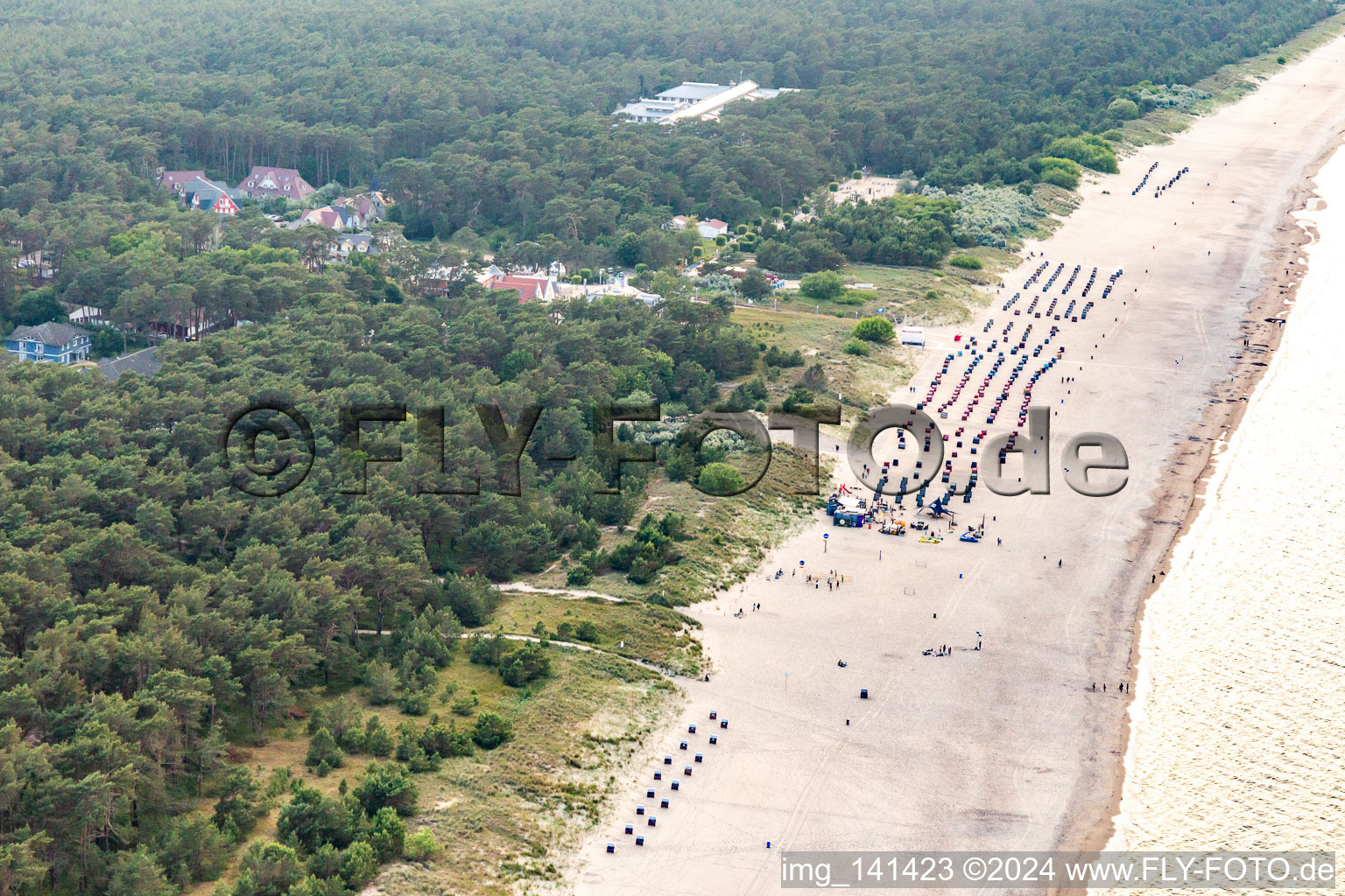 Vue aérienne de Plage à Trassenheide dans le département Mecklembourg-Poméranie occidentale, Allemagne