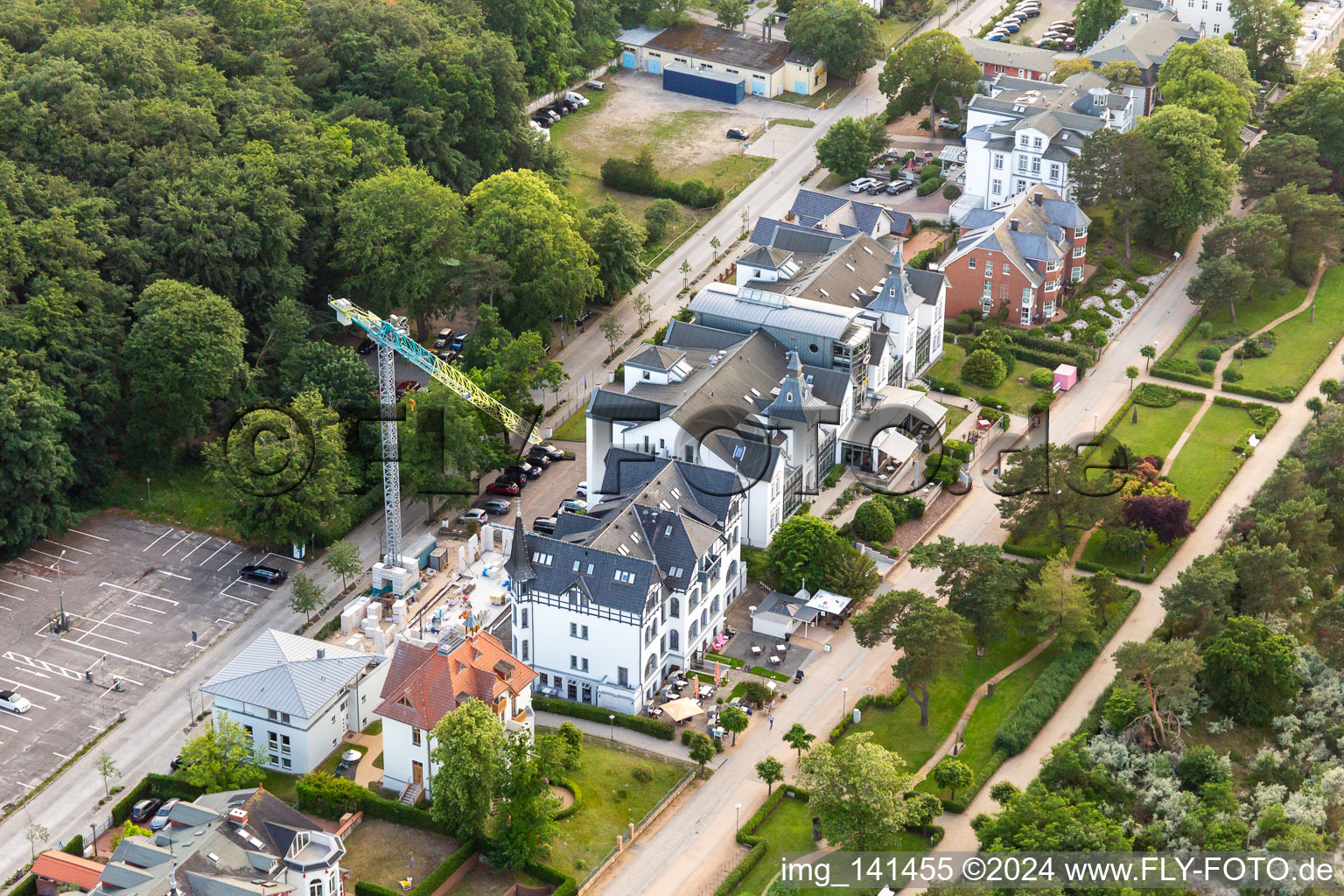 Vue aérienne de Hôtel Asgard à Zinnowitz dans le département Mecklembourg-Poméranie occidentale, Allemagne