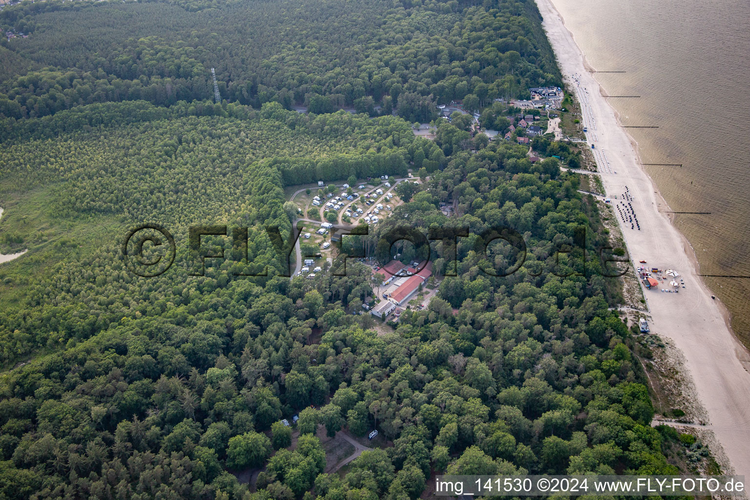 Vue aérienne de Camping à Ückeritz dans le département Mecklembourg-Poméranie occidentale, Allemagne