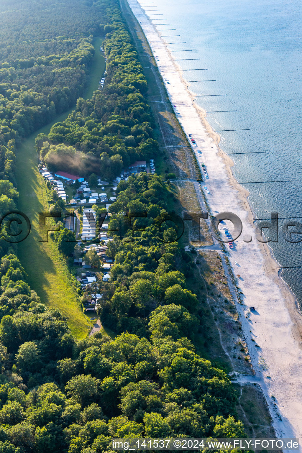 Photographie aérienne de Camp de vacances « Am Ostseestrand » Meyer John-Petrik à Ückeritz dans le département Mecklembourg-Poméranie occidentale, Allemagne