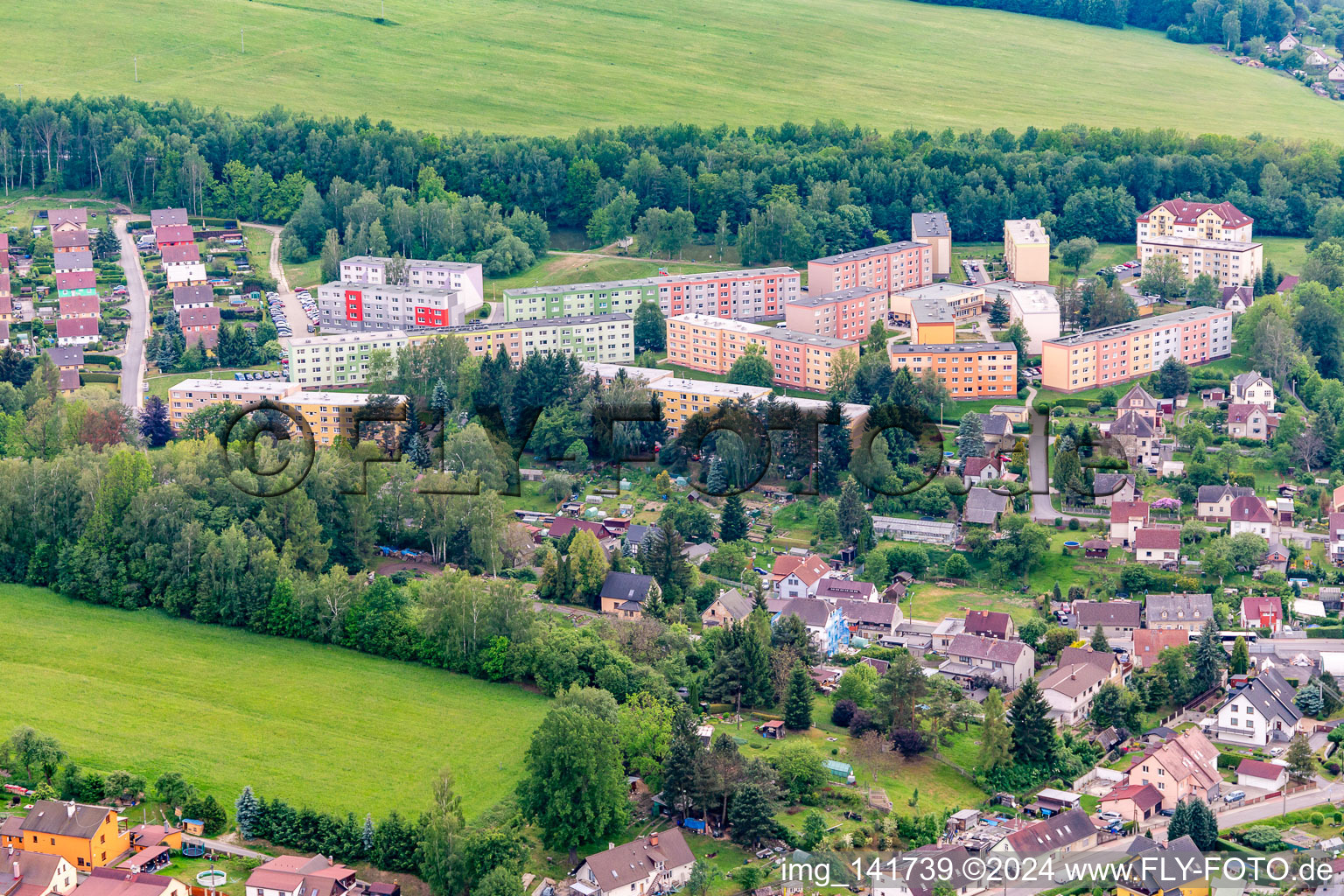 Vue aérienne de Střelecký vrch "Kratzau à Chrastava dans le département Liberec, République tchèque