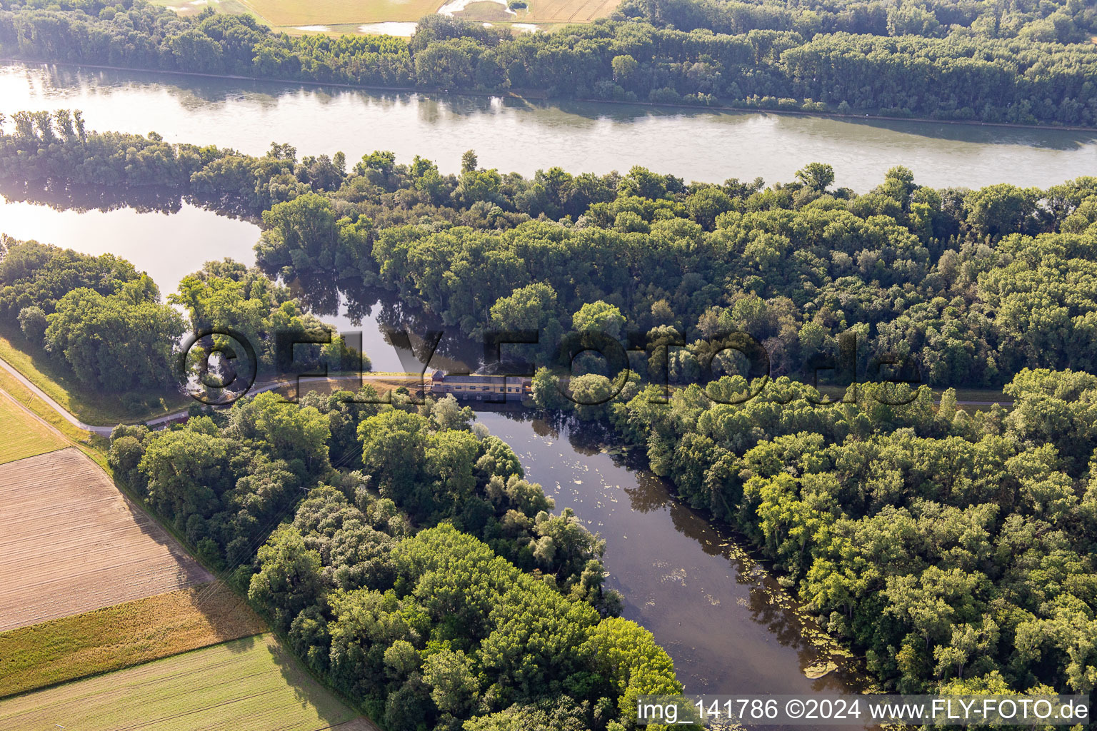 Photographie aérienne de Station de pompage Sondernheim sur le Michelsbach à le quartier Sondernheim in Germersheim dans le département Rhénanie-Palatinat, Allemagne