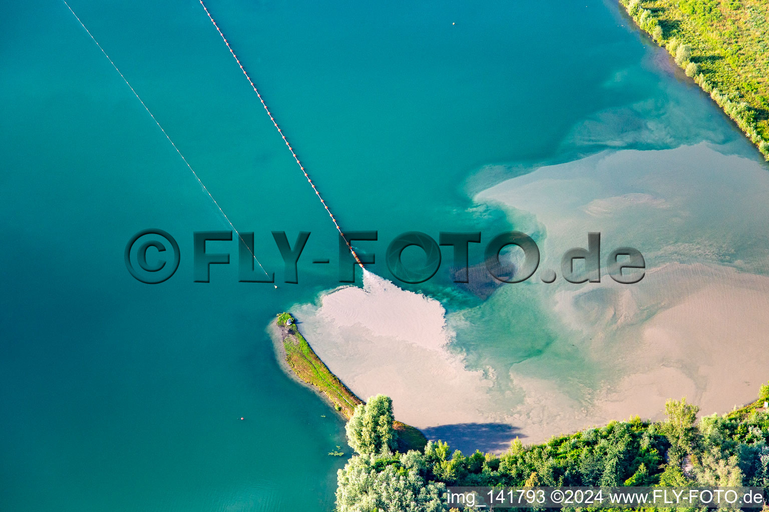 Vue aérienne de Lavage de sable au lac de baignade de Giesen à le quartier Liedolsheim in Dettenheim dans le département Bade-Wurtemberg, Allemagne