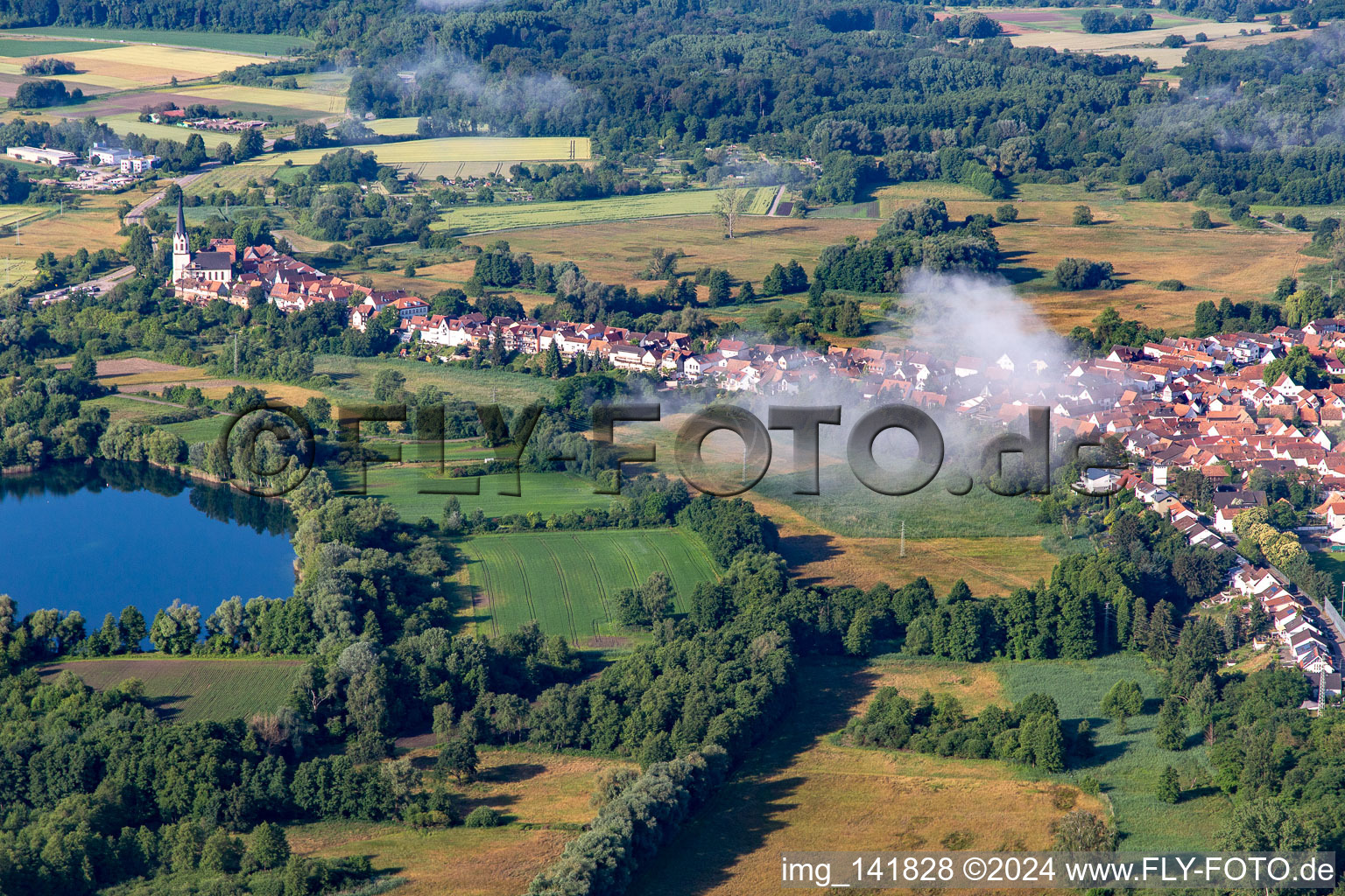 Vue aérienne de Hinterstadtel à Jockgrim dans le département Rhénanie-Palatinat, Allemagne