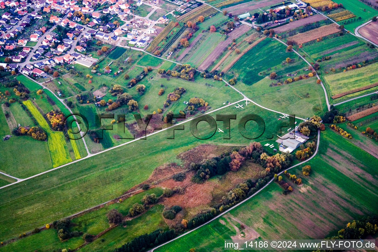 Vue aérienne de Aérodrome à Malsch dans le département Bade-Wurtemberg, Allemagne