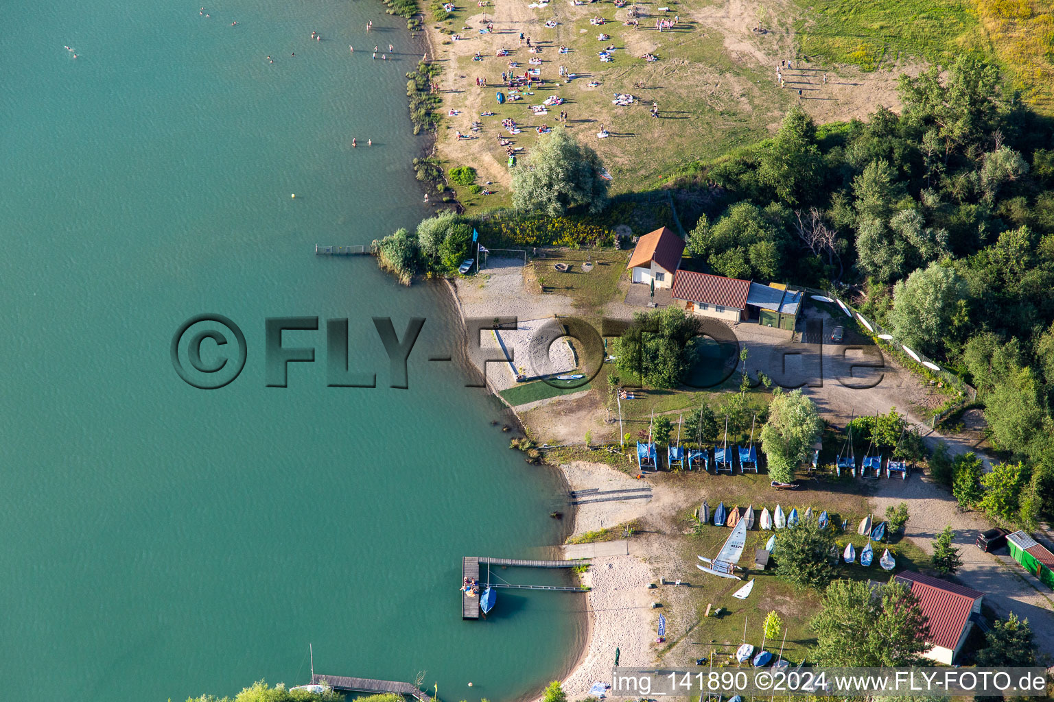 Vue aérienne de Neuburgweischer Sailing Club eV à le quartier Silberstreifen in Rheinstetten dans le département Bade-Wurtemberg, Allemagne