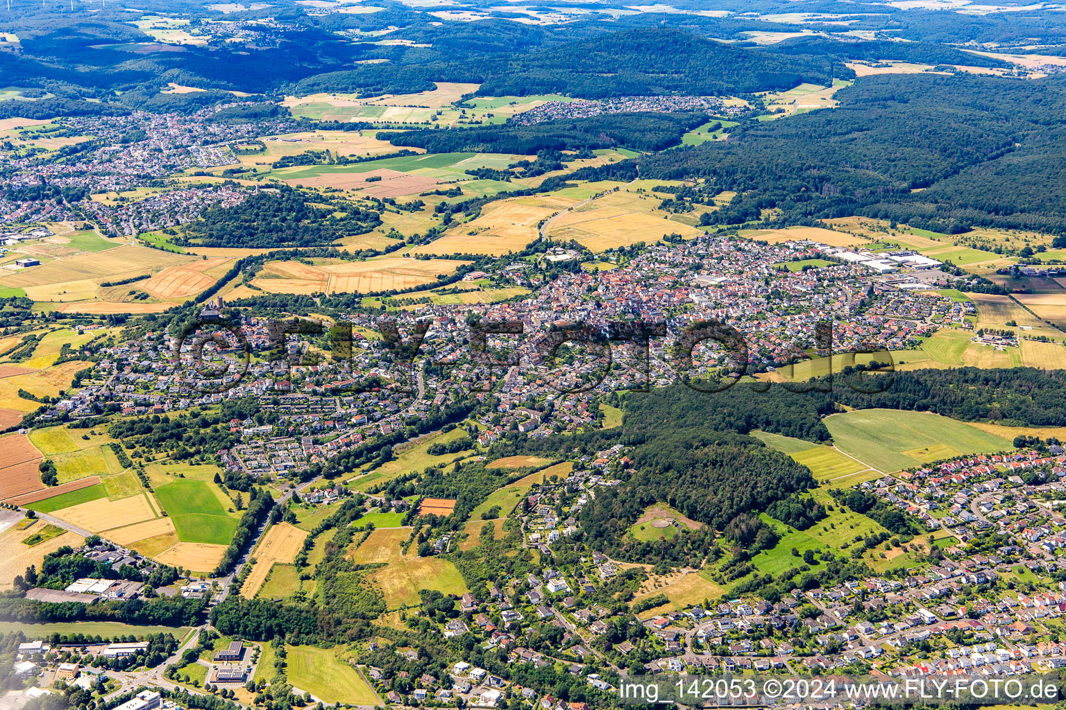 Vue aérienne de De l'est à le quartier Krofdorf-Gleiberg in Wettenberg dans le département Hesse, Allemagne