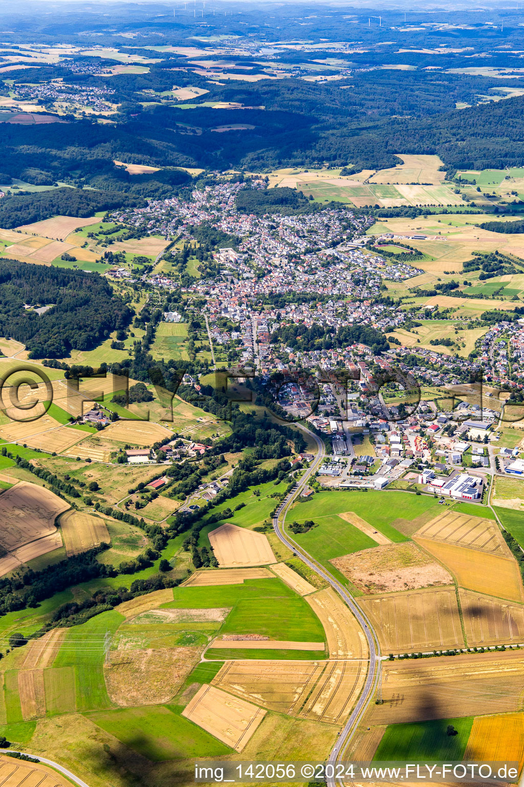 Vue aérienne de Du sud-est à le quartier Rodheim-Bieber in Biebertal dans le département Hesse, Allemagne