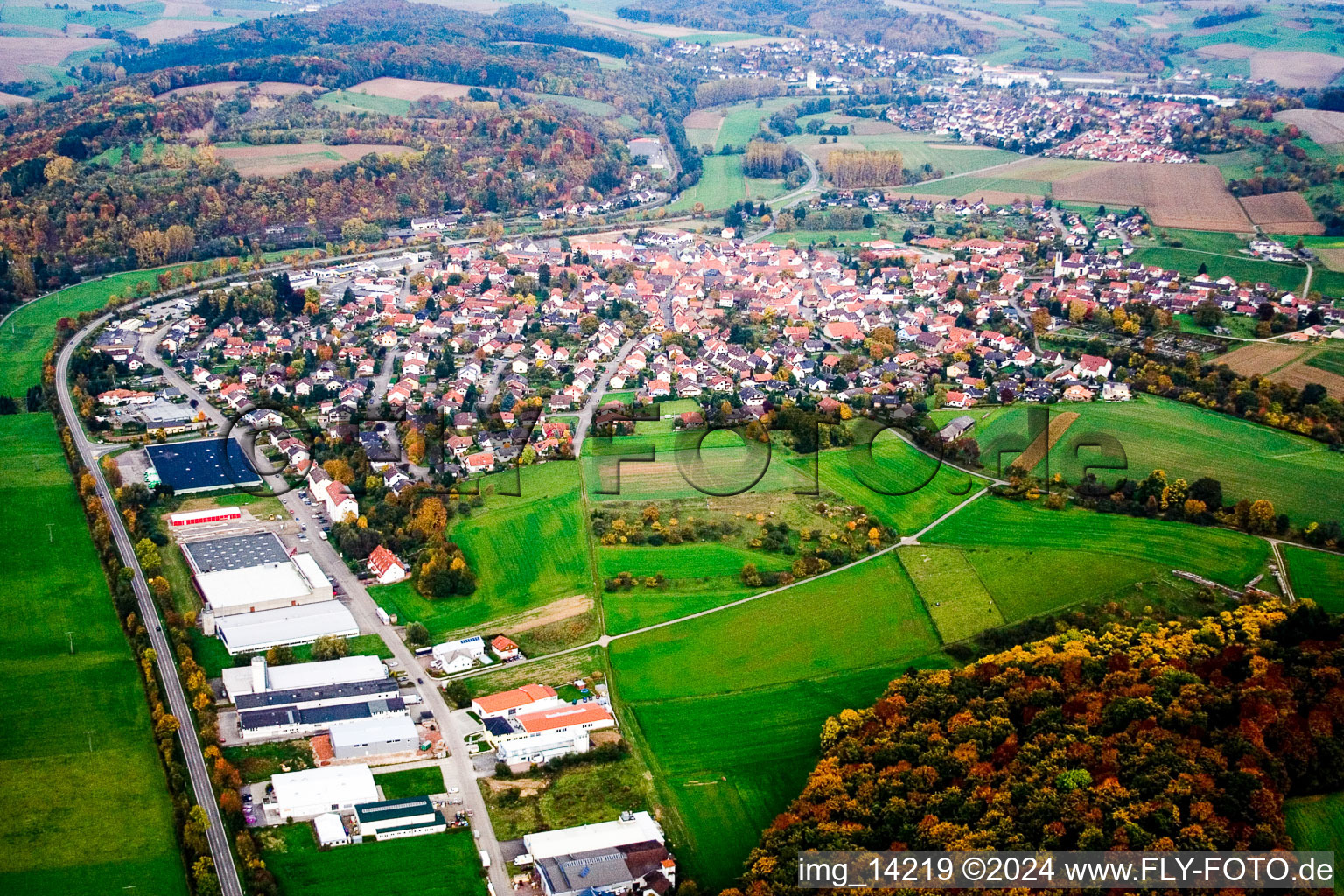 Vue aérienne de Eschelbronn dans le département Bade-Wurtemberg, Allemagne