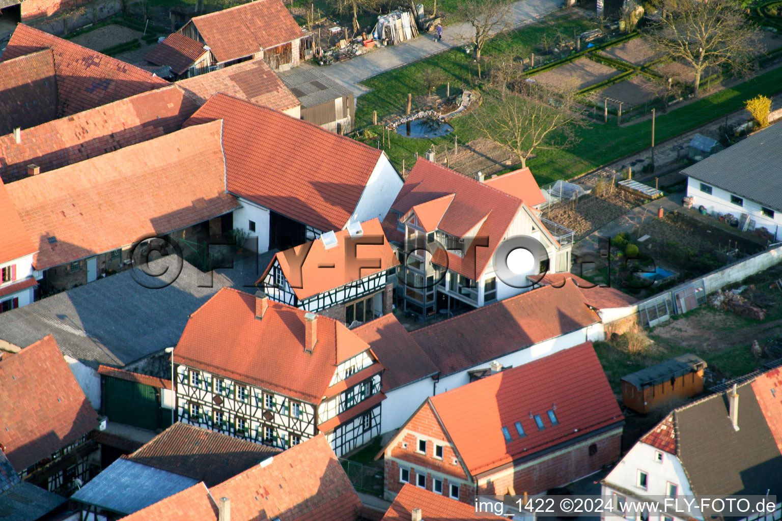 Vue aérienne de Famille Walz à Winden dans le département Rhénanie-Palatinat, Allemagne