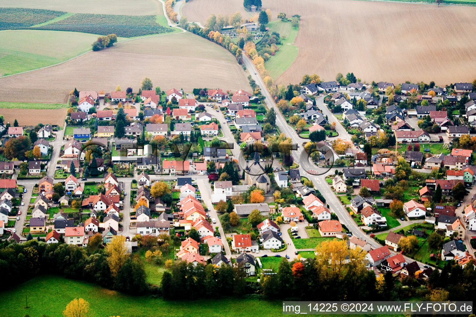 Vue aérienne de Quartier Lobenfeld in Lobbach dans le département Bade-Wurtemberg, Allemagne