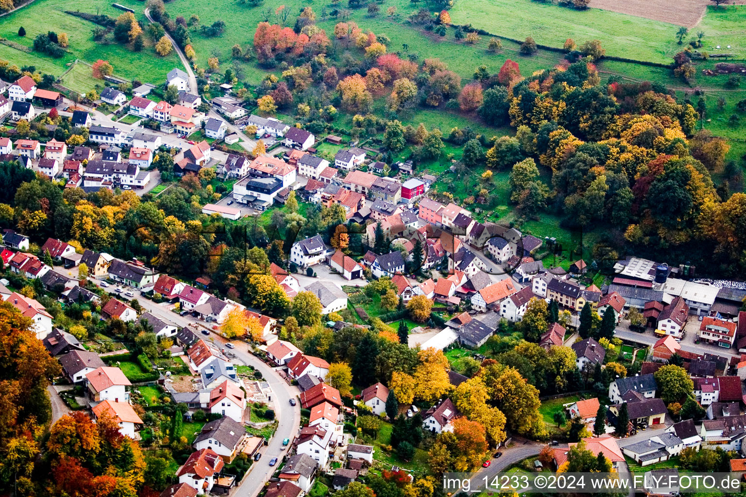 Vue aérienne de Quartier Waldwimmersbach in Lobbach dans le département Bade-Wurtemberg, Allemagne