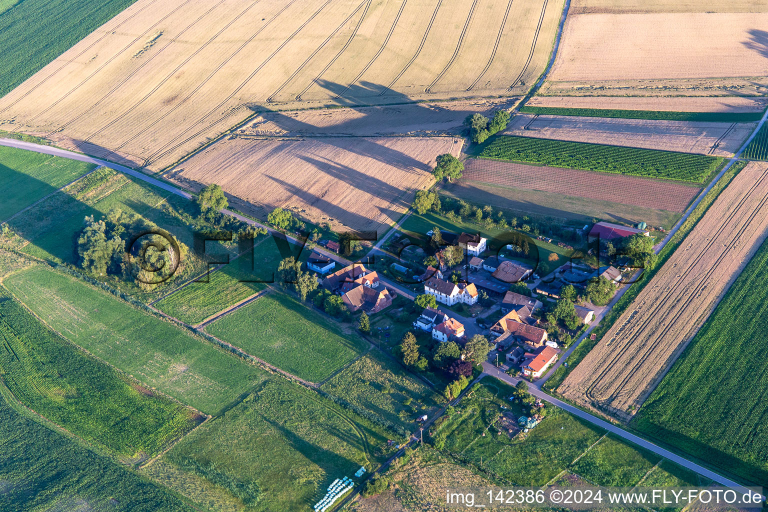 Quartier Deutschhof in Kapellen-Drusweiler dans le département Rhénanie-Palatinat, Allemagne vu d'un drone