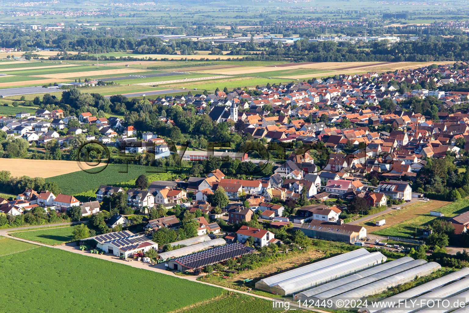 Vue aérienne de Böhlweg à le quartier Offenbach in Offenbach an der Queich dans le département Rhénanie-Palatinat, Allemagne