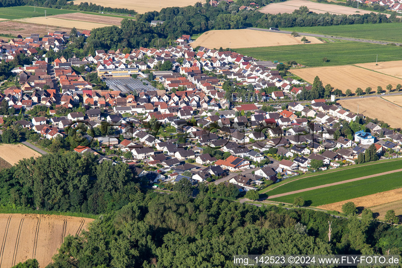 Vue aérienne de Anneau à Kuhardt dans le département Rhénanie-Palatinat, Allemagne